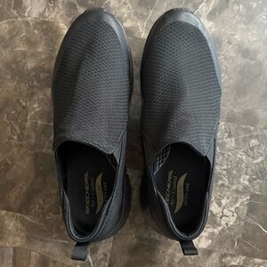 Skechers Men's Black Slip-On Sneakers